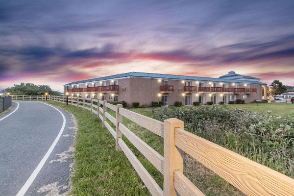 Quality Inn & Suites Crescent City Redwood Coast image 7